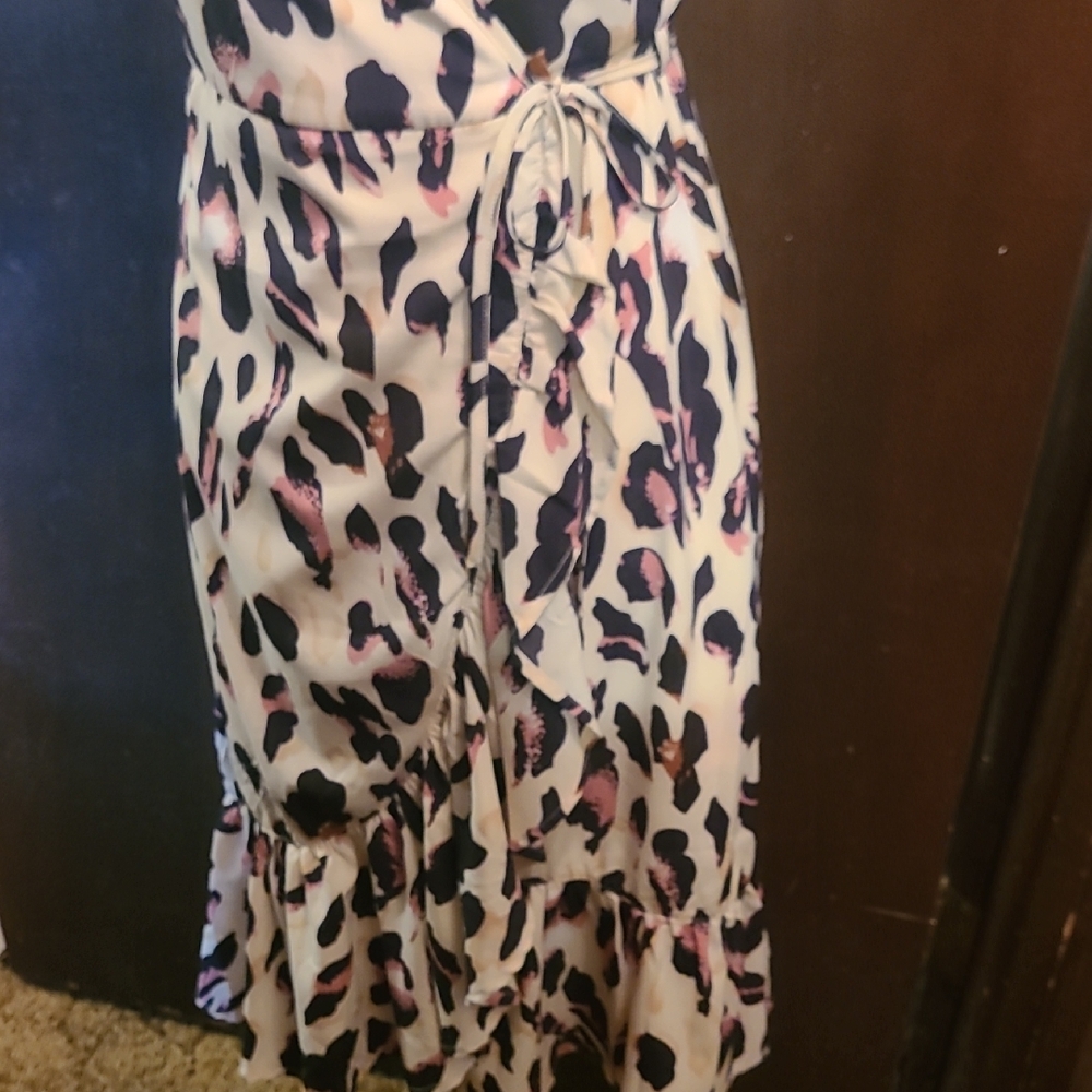 Entro Pink and Black Animal Print Midi Dress - Picture 4 of 14